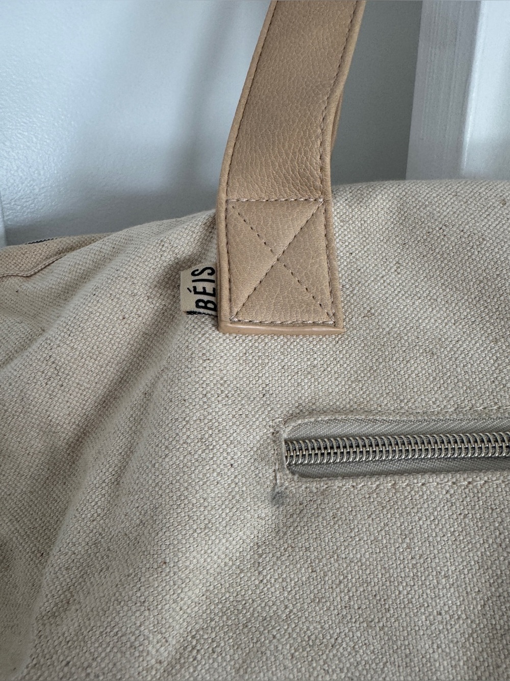 BÉIS Original Canvas Weekender Bag | Travel Carry-On with Bottom Compartment - Picture 5 of 15